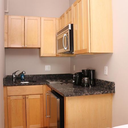 Stylish Downtown Studio In The South End, C. Ave #1 Boston Bagian luar foto